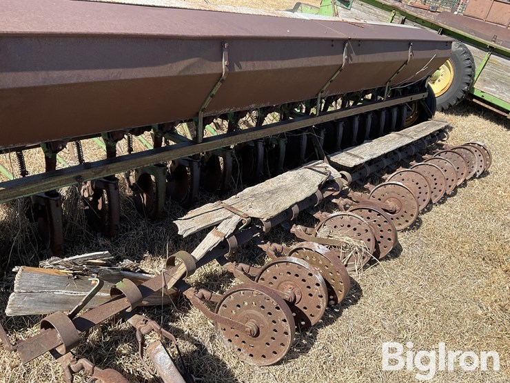 john-deere-14-image-14