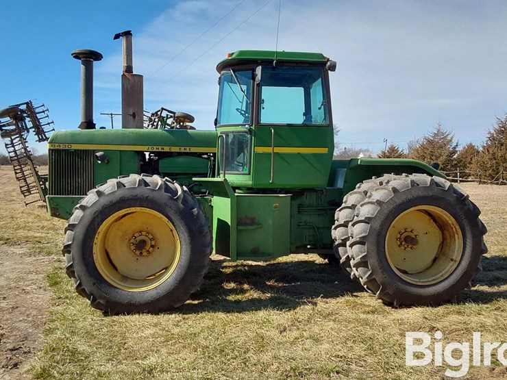 1978-john-deere-8430-image-8