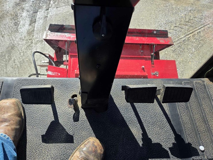 case-ih-1644-image-105