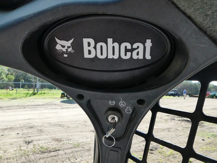 2024-bobcat-t650-image-15