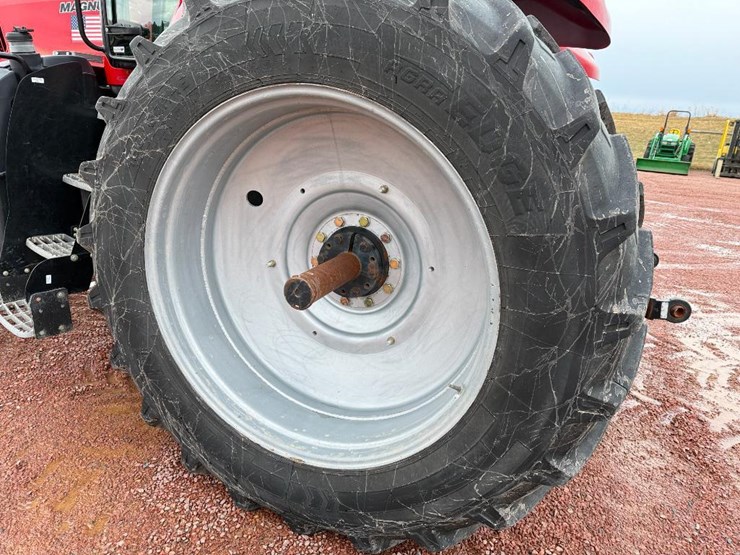 case-ih-magnum-180-image-7