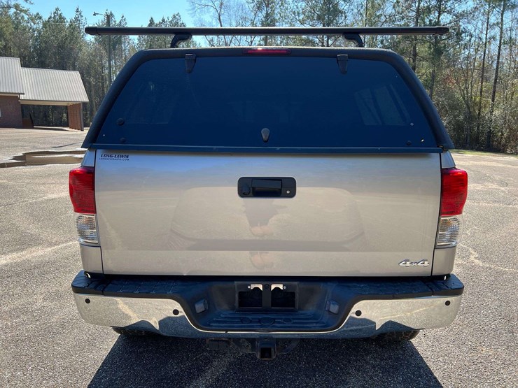 2010-toyota-tundra-image-6