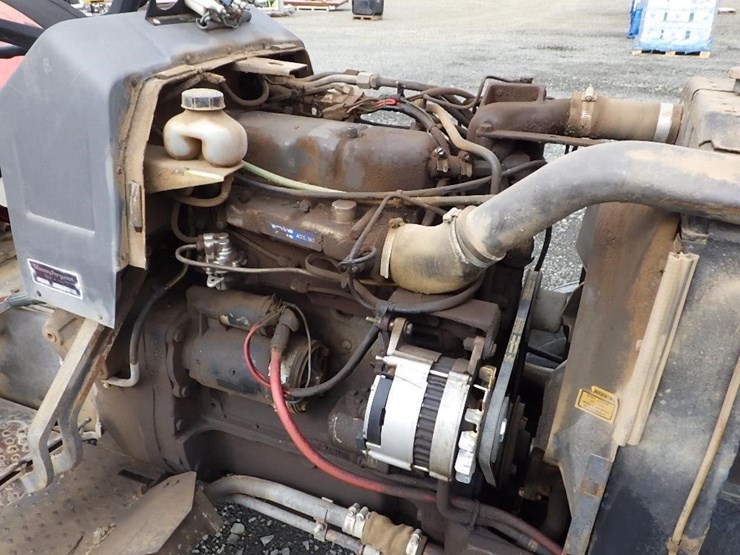 massey-ferguson-mf154/2s-tractor-image-14