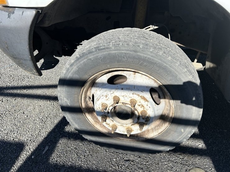 2003-ford-f550-xl-sd-image-9