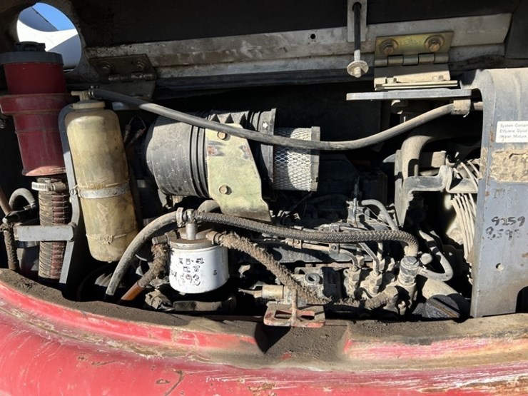 takeuchi-tb35fr-mini-hydraulic-excavator-image-18