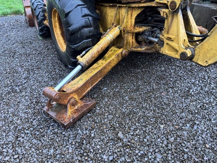 1996-caterpillar-426b-image-24