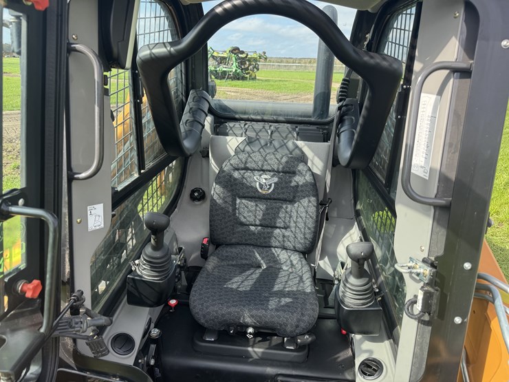 2020-case-tv370b-image-9