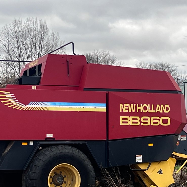 NEW HOLLAND 960