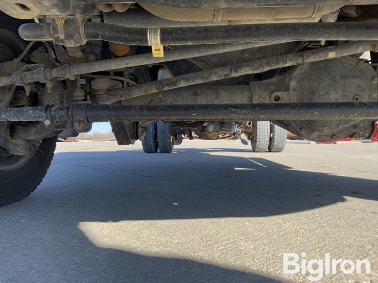 2018-ford-f550-xl-image-11