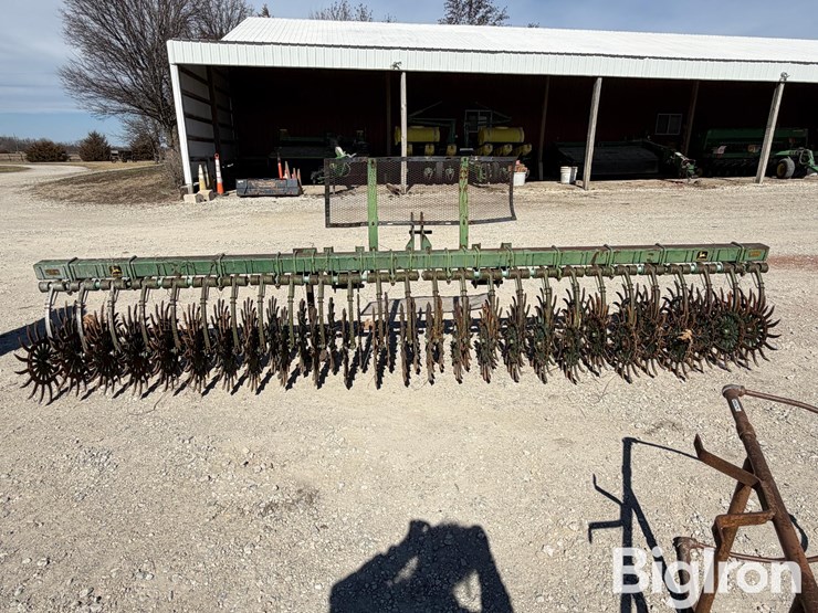 john-deere-400-image-2