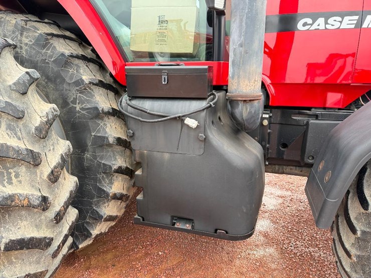 case-ih-mx240-image-17