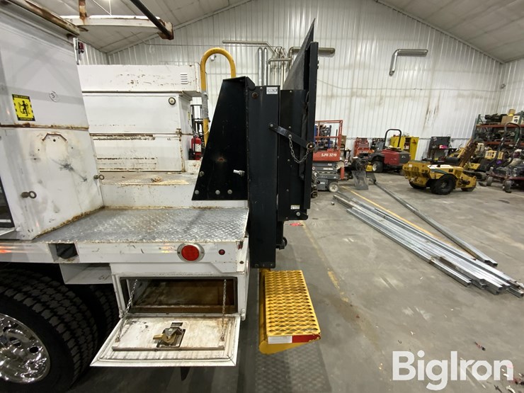 2015-ford-f550-xl-image-20