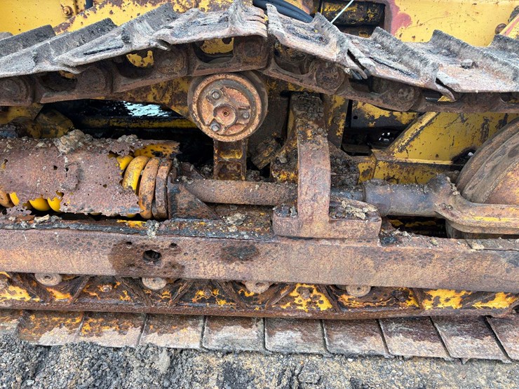 1982-deere-450cc-image-19