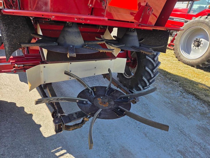 case-ih-1644-image-31
