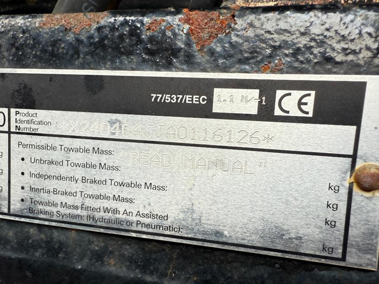 case-ih-mx240-image-75