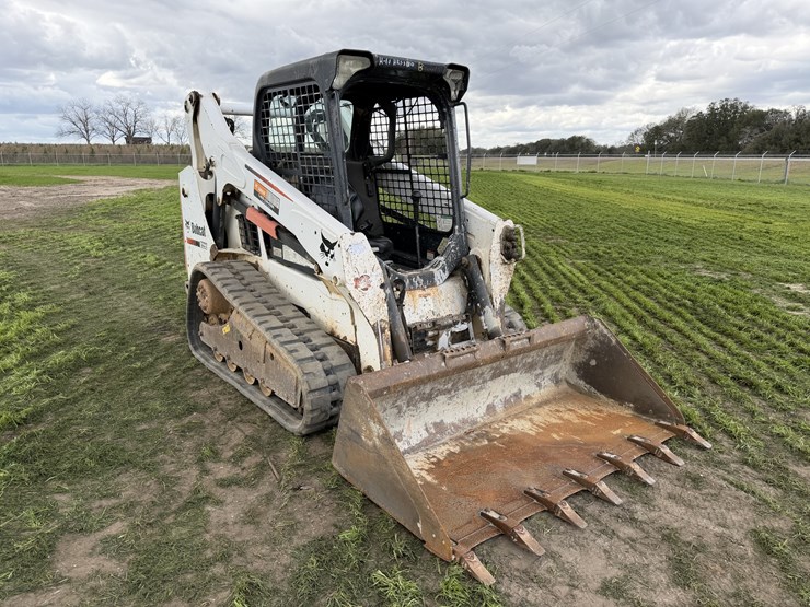 2015-bobcat-t590-image-9
