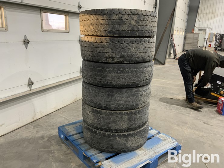 massey-ferguson-730-image-3