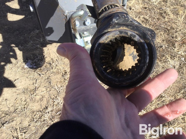 massey-ferguson-2290-image-11