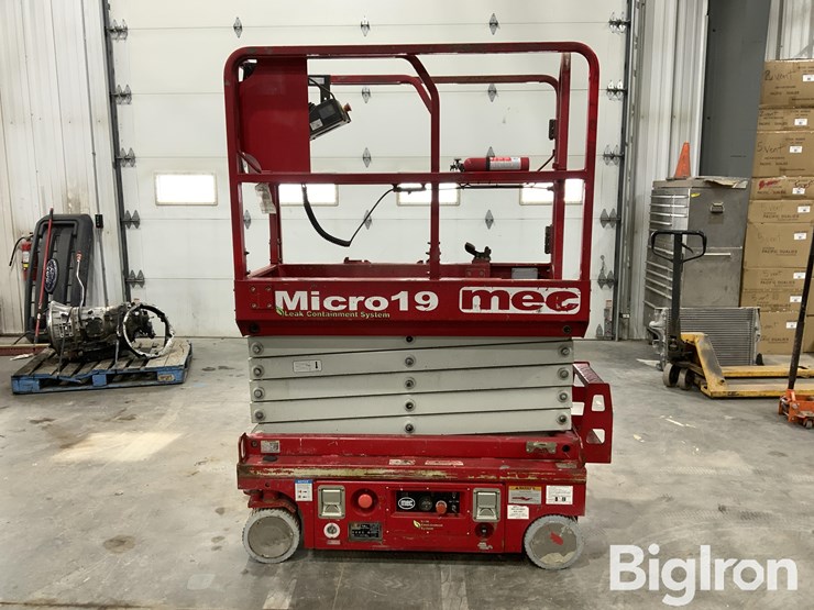 2015-massey-ferguson-730-image-4