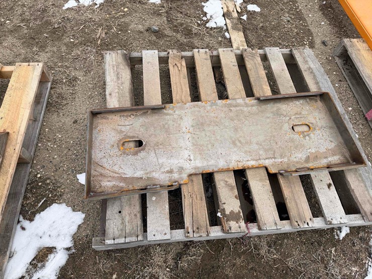 skid-steer-plate-image-1