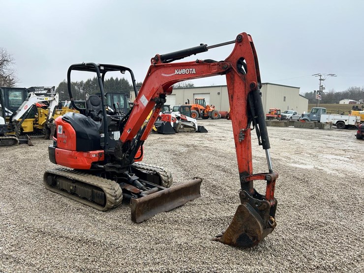 2018-kubota-kx033-4-image-6