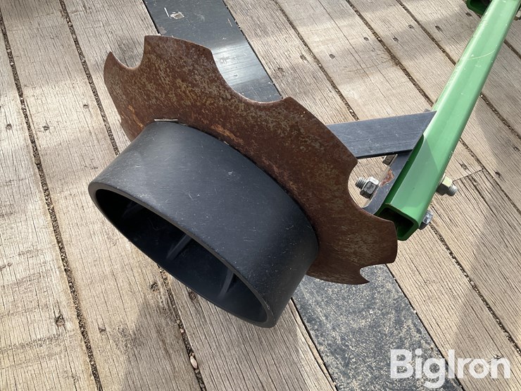 john-deere-1775-image-10