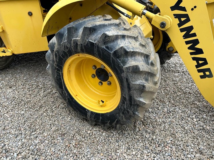 2016-yanmar-v4-7-image-11