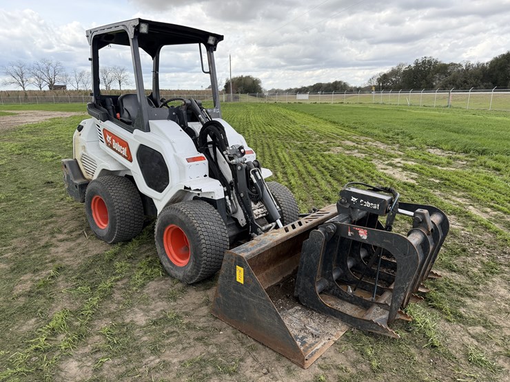 2023-bobcat-l28-image-9