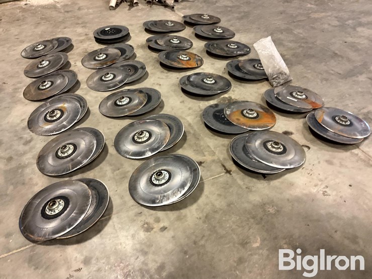 john-deere-24-image-2