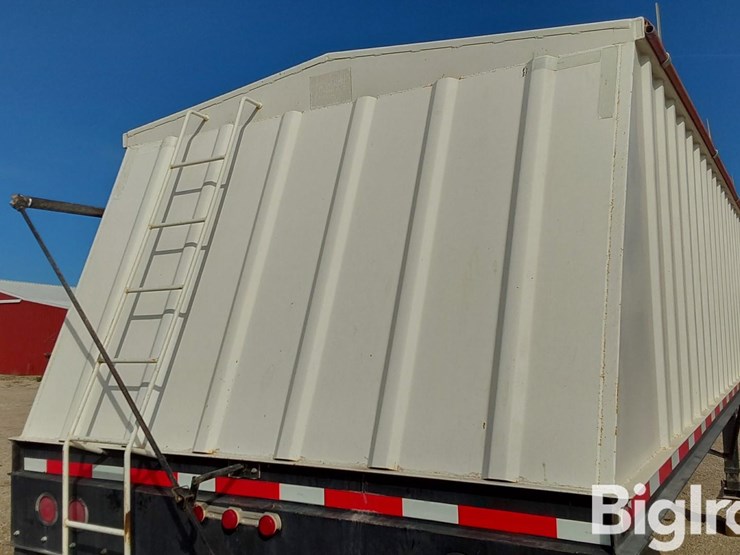 1998-neville-trailer-image-11