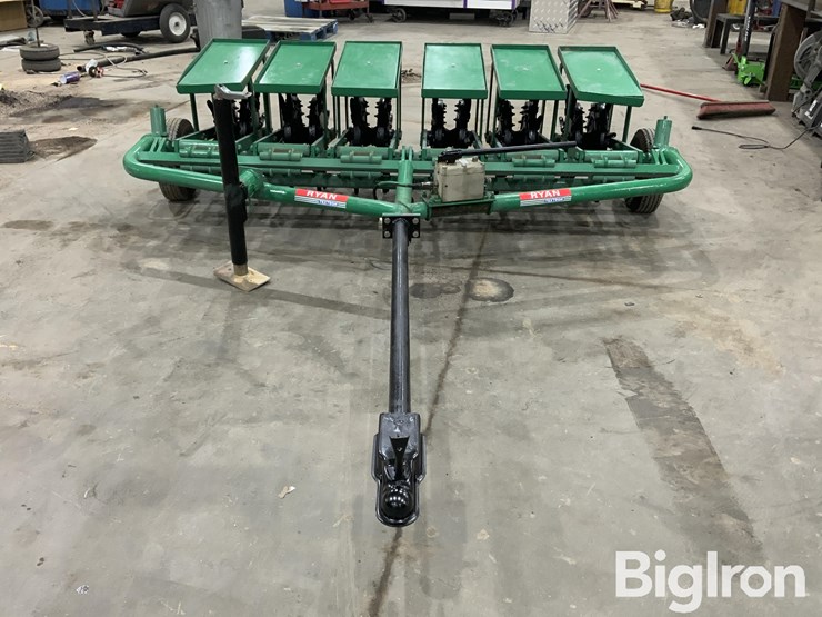 massey-ferguson-730-image-2