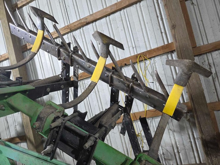 18'-deutz-allis-1250-field-cultivator-w/-remlinger-single-bar-diagonal-spike-harrow-image-22