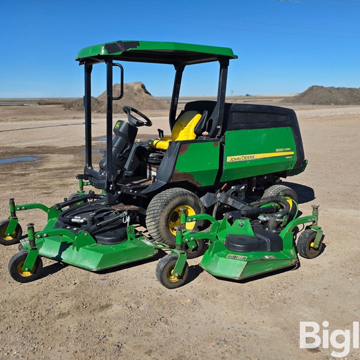 2012 JOHN DEERE 1600