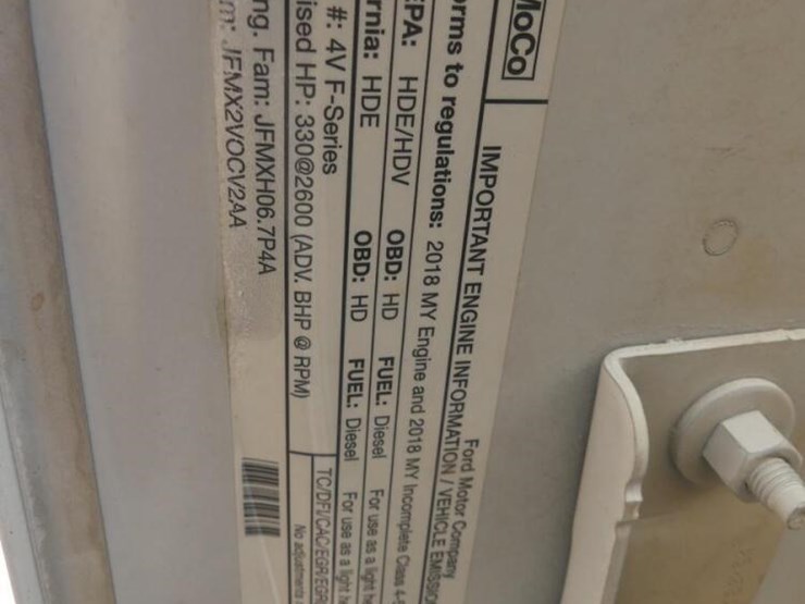 2018-ford-f550-xl-image-2