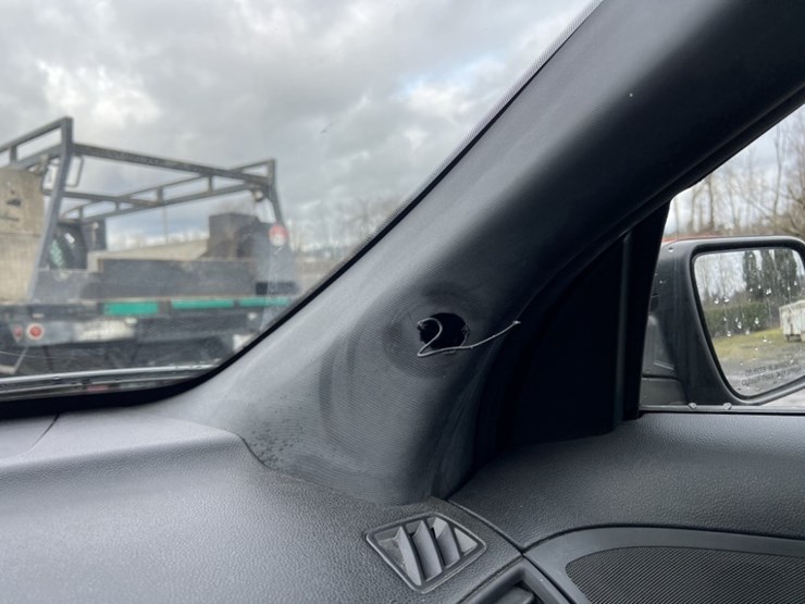 2018-ford-explorer-image-35