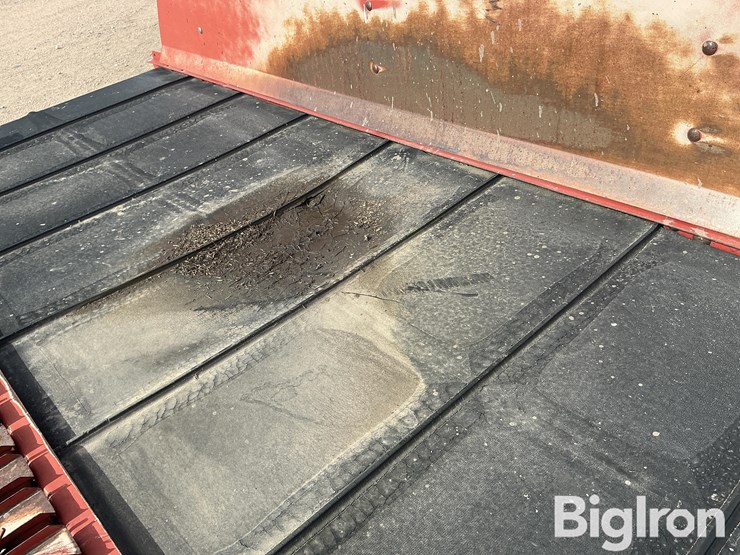 new-holland-166-image-18