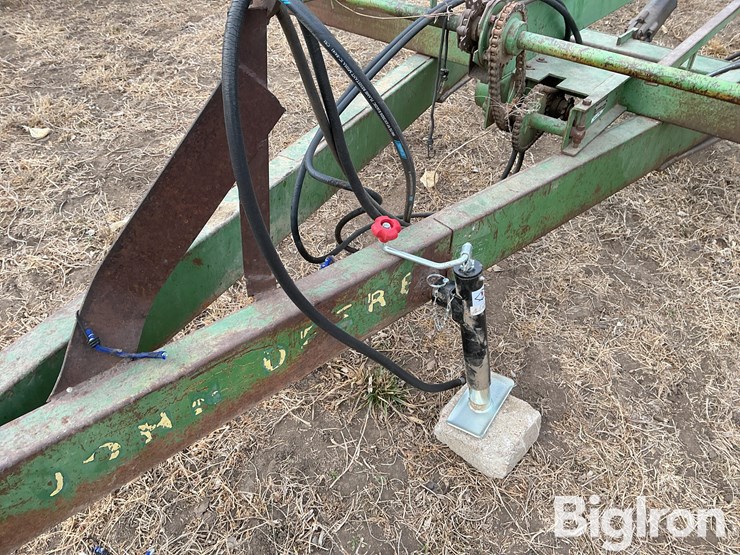 john-deere-200-image-10