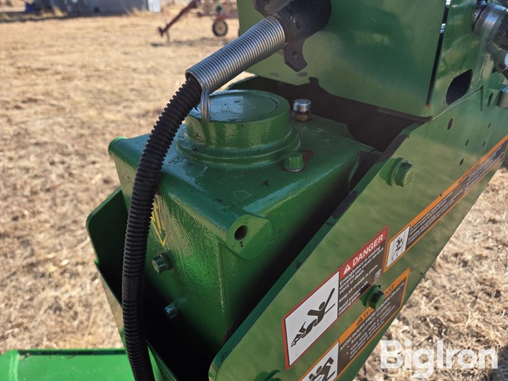 2022-john-deere-956-image-14