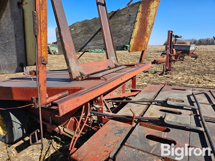 new-holland-1010-image-15