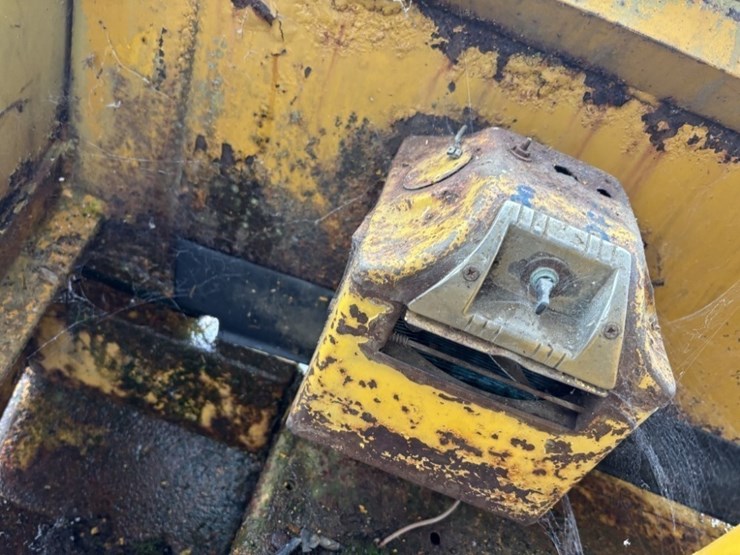 1966-caterpillar-966b-image-24