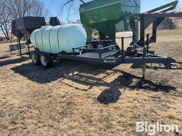 schaben-p-265-1010-t/a-nurse-tank-trailer-image-3