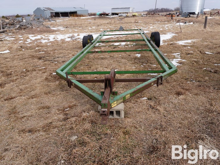 john-deere-32-image-2