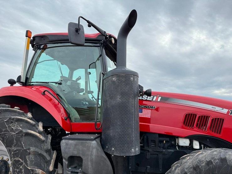 case-ih-magnum-180-image-20