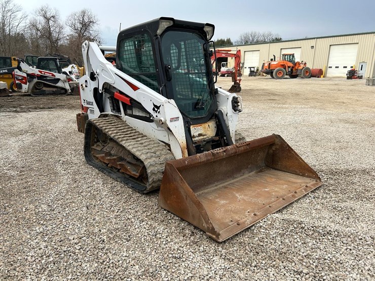 2019-bobcat-t595-image-6