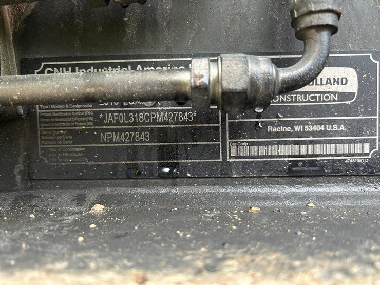 2023-new-holland-l318-image-26