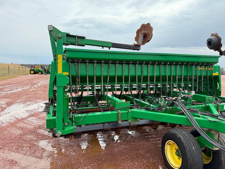 john-deere-1560-image-18