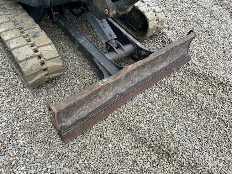 2021-bobcat-e35-image-10