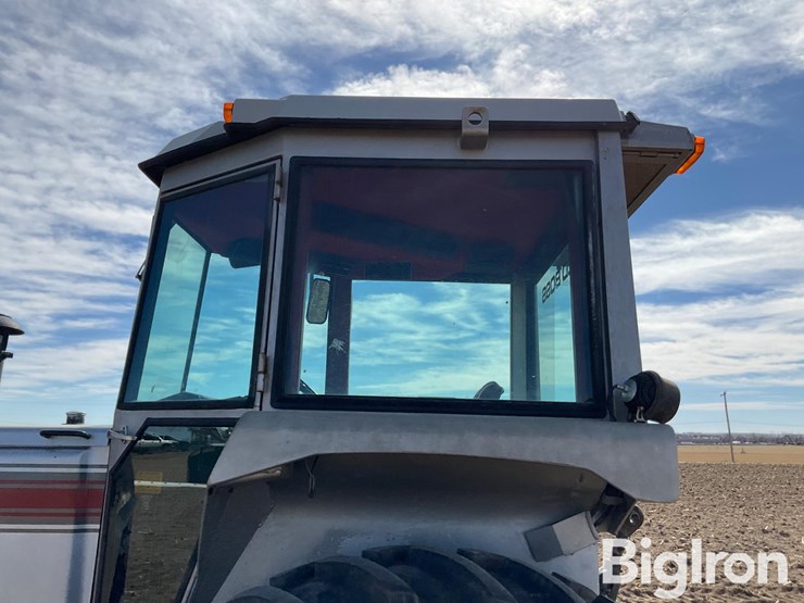 white-2-155-image-12