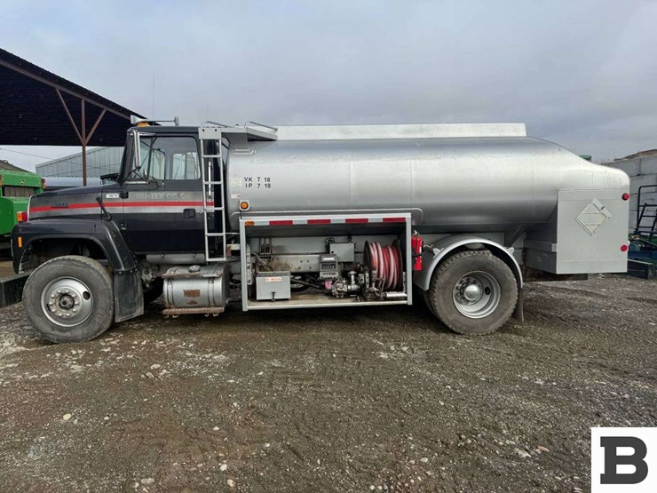 1996-ford-l8000-image-1