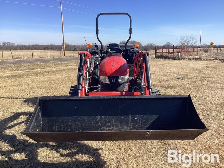 2023-branson-5835r-image-2